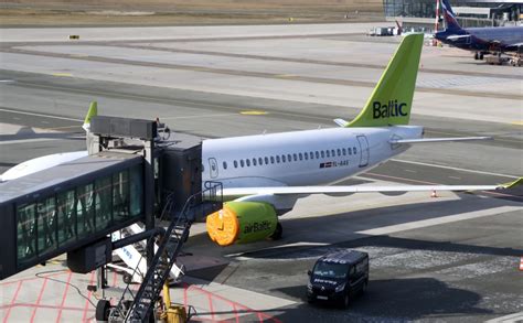 airbaltic pasažieri.